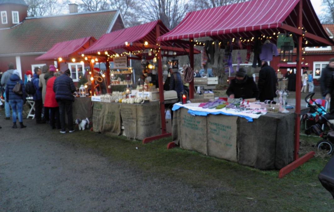 Sagolik julmarknad på Wira Bruk